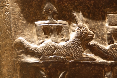 Hojatxonada ushlangan va sikilgan video